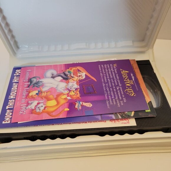 Walt Disney Masterpiece Collection Snow White VHS (1524) with Inserts - Picture 4 of 5